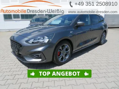 Ford Focus TURNIER 1.5 ST-LINE X*NAVI*ACC*PANO*KAMERA